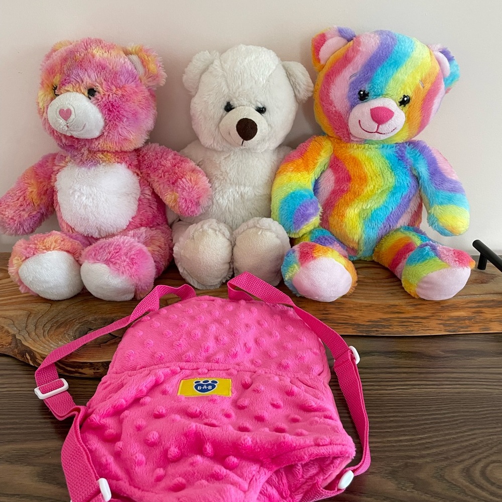 Lot of 3 build a bear and 1 carrier